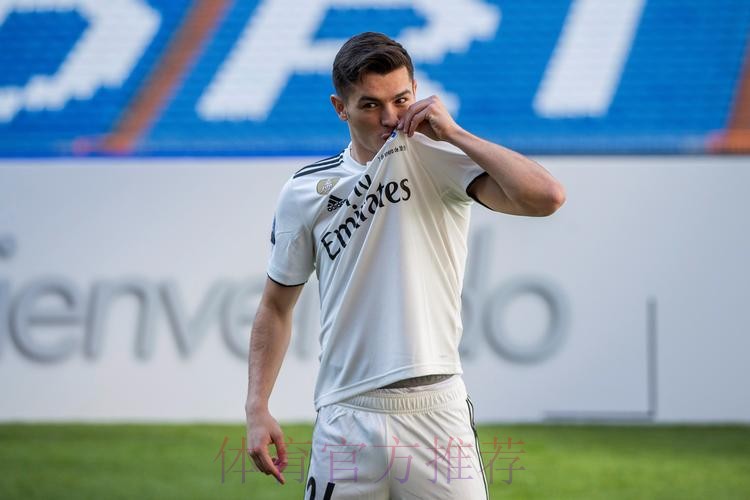 卜拉欣-迪亚斯：代表皇马出战百场感觉独一无二